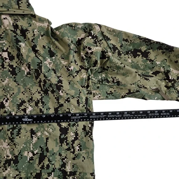 US Navy Mens‎ Small Long Type III Digital Camo Parka Working Uniform Jacket Coat